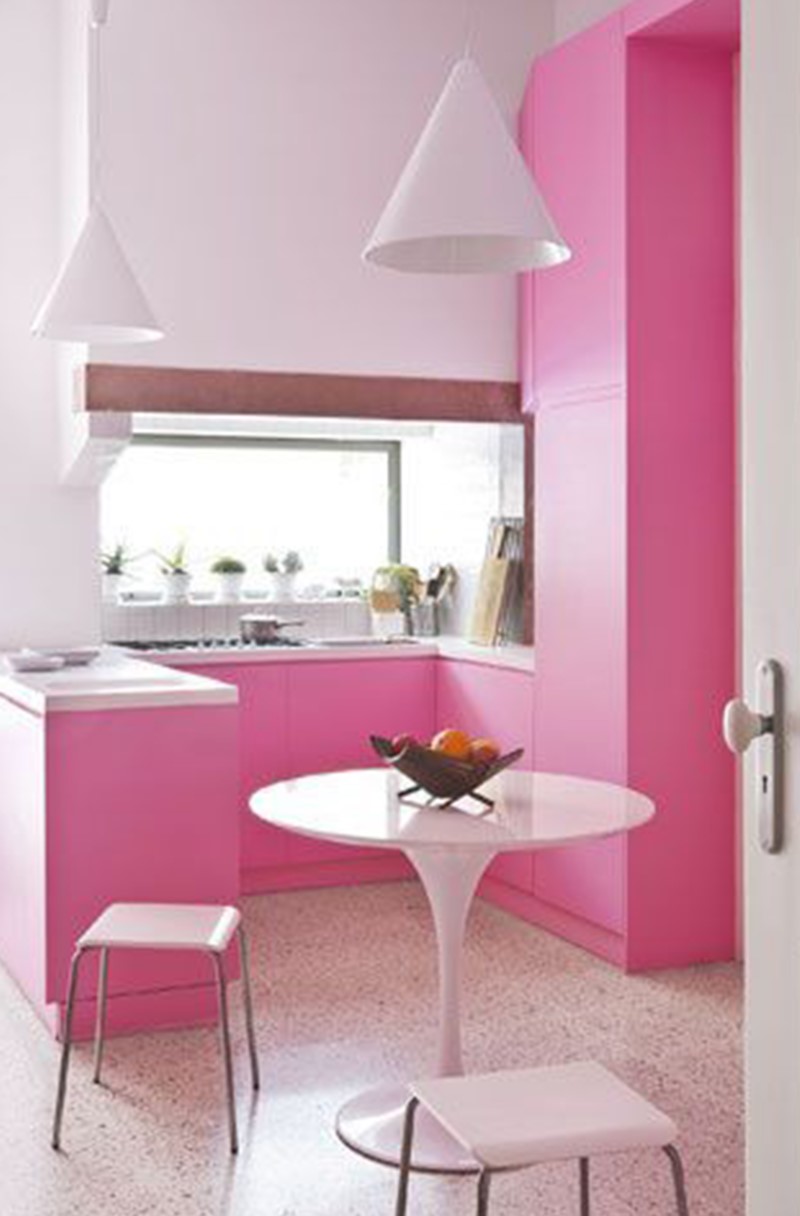 розовая кухня